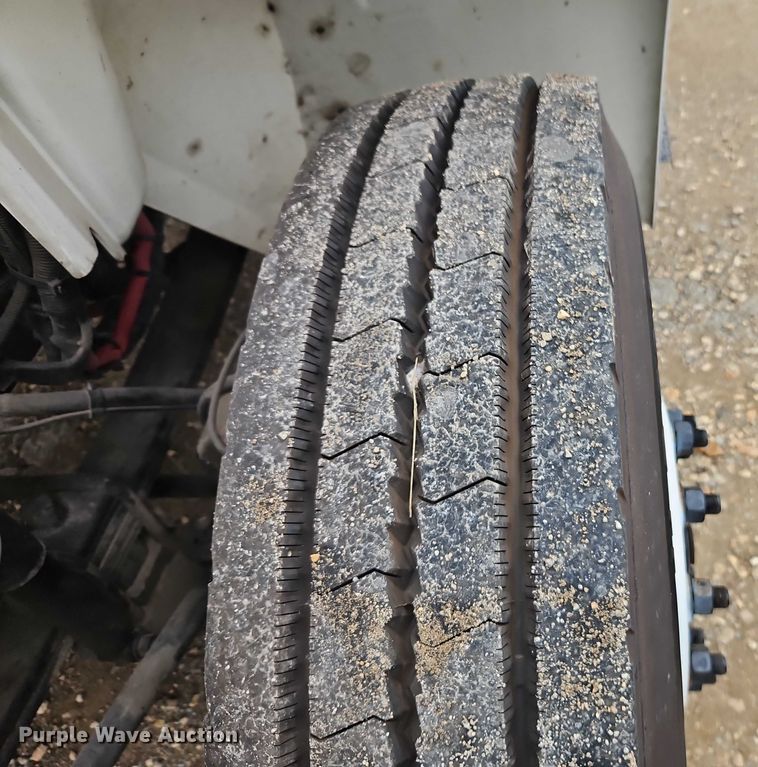 image for item EO4714 2019 International MA025 box truck