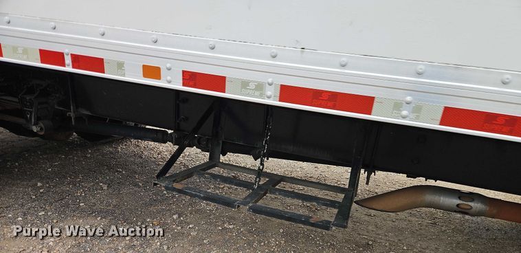 image for item EO4715 2017 Ford F650 box truck