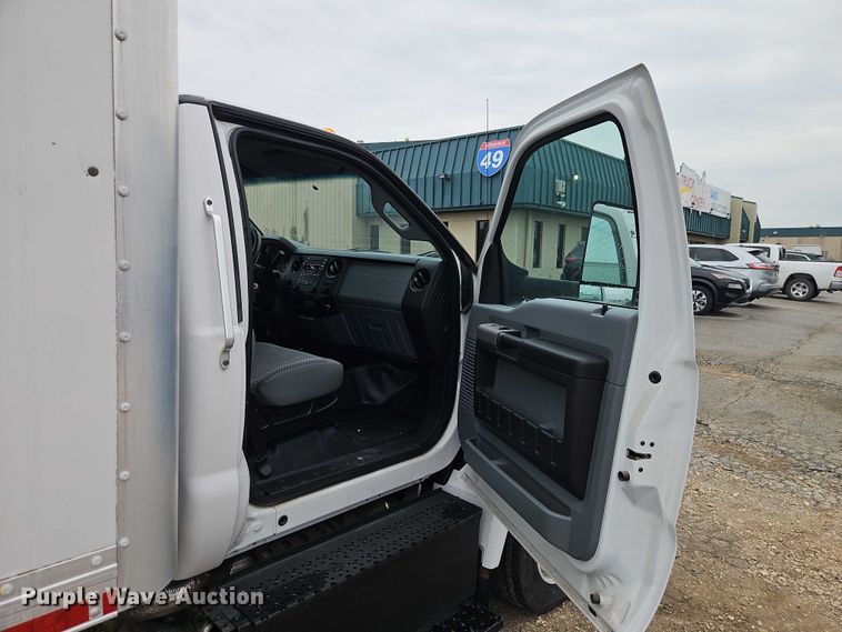 image for item EO4715 2017 Ford F650 box truck