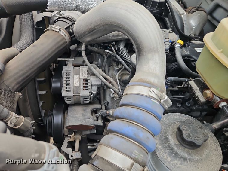 image for item EO4715 2017 Ford F650 box truck