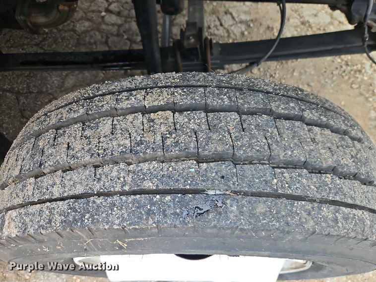 image for item EO4715 2017 Ford F650 box truck