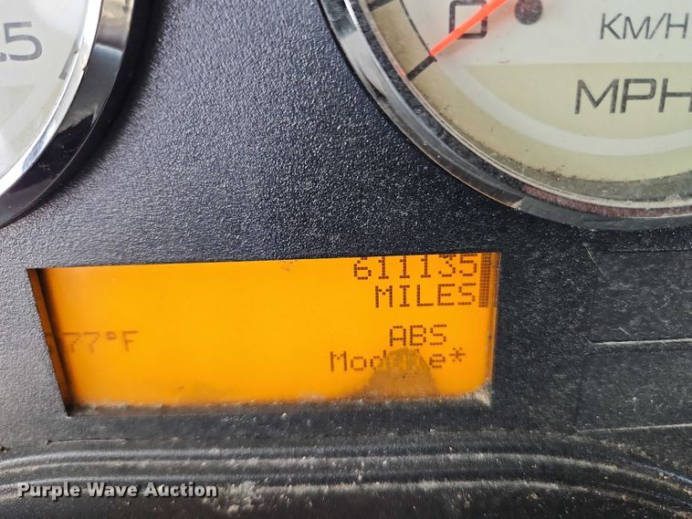 image for item EO4724 2014 International ProStar semi truck