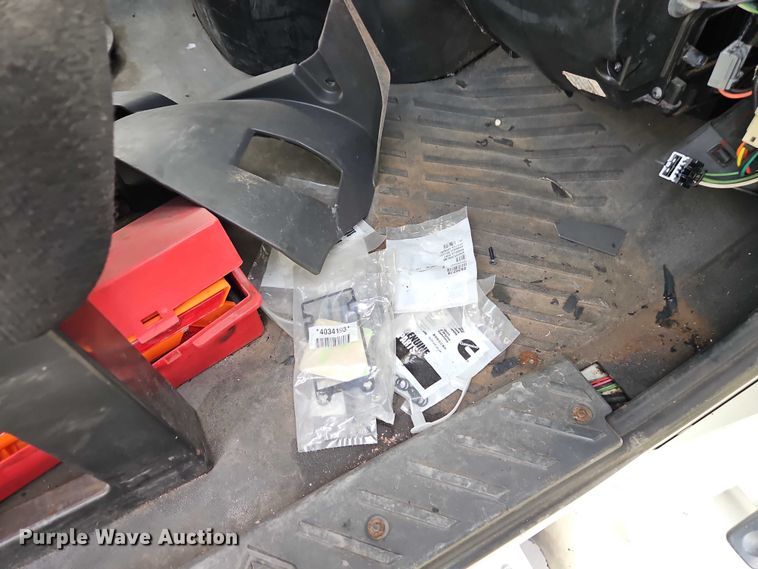 image for item EO4724 2014 International ProStar semi truck