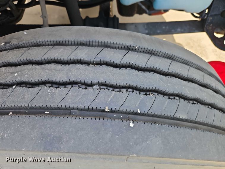 image for item EO4724 2014 International ProStar semi truck