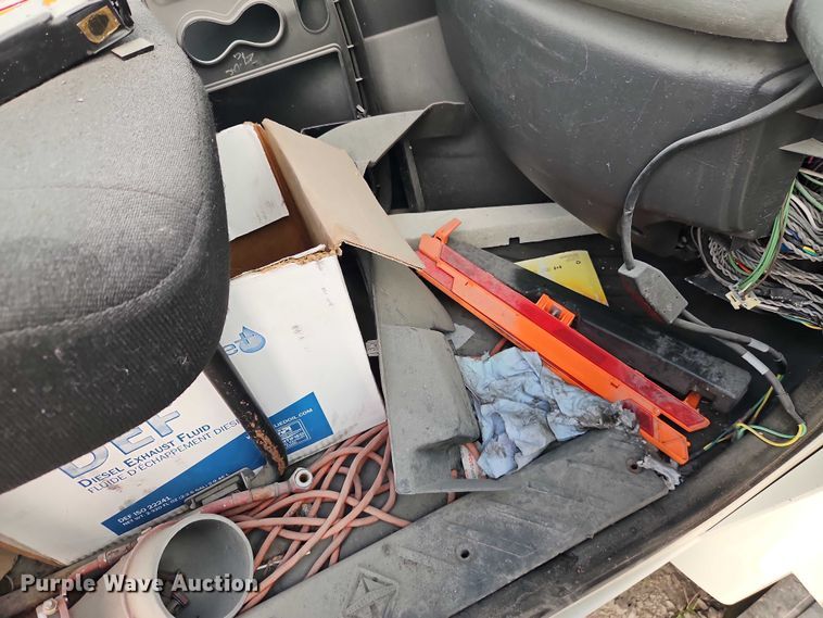 image for item EO4725 2015 International ProStar semi truck