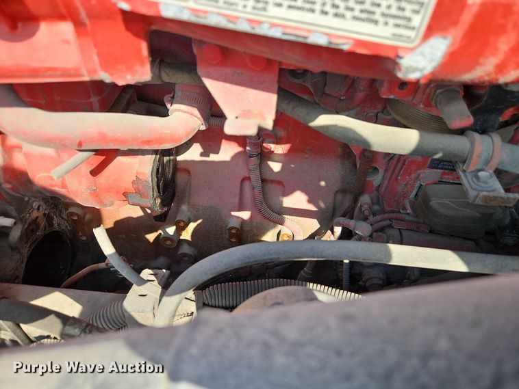 image for item EO4725 2015 International ProStar semi truck