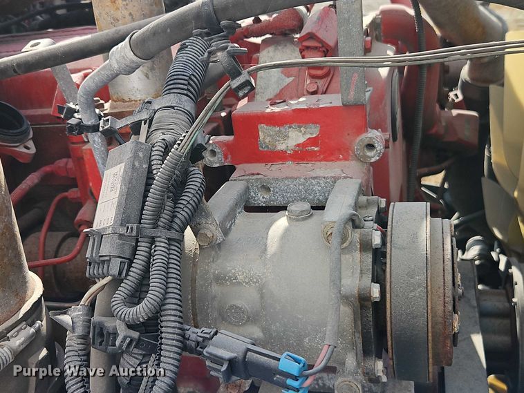 image for item EO4725 2015 International ProStar semi truck