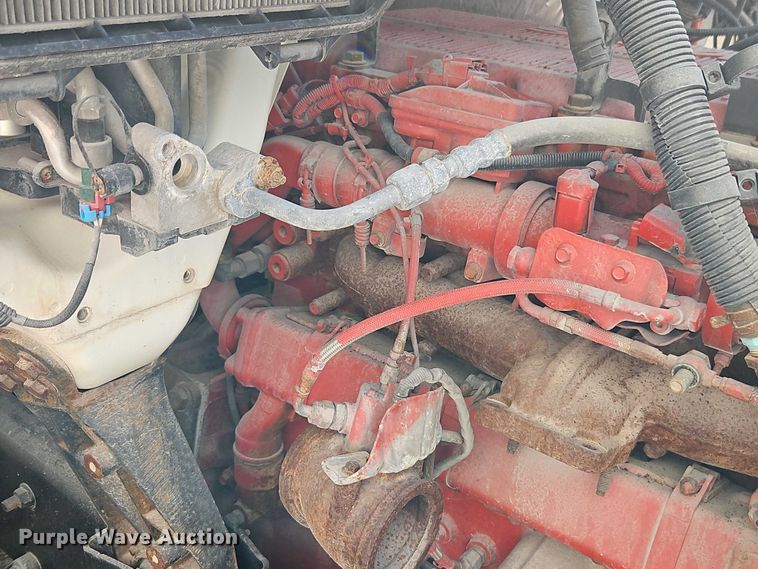 image for item EO4725 2015 International ProStar semi truck