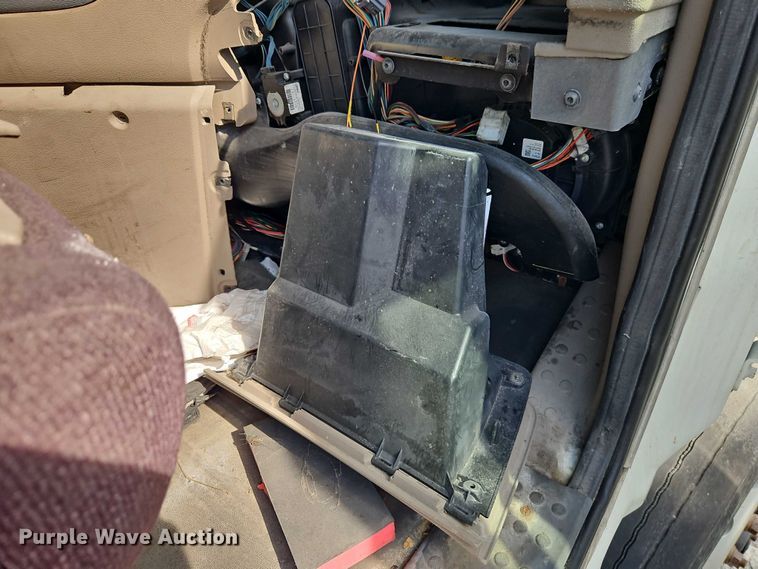 image for item EO4726 2017 Freightliner Cascadia semi truck