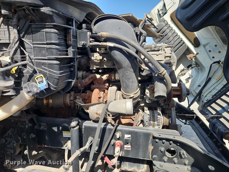 image for item EO4726 2017 Freightliner Cascadia semi truck