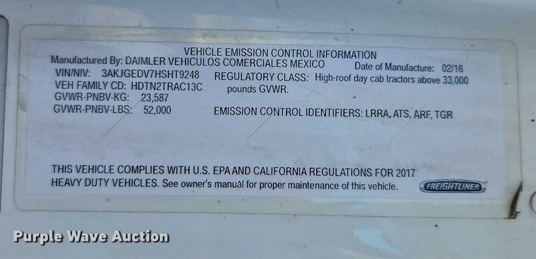 image for item EO4726 2017 Freightliner Cascadia semi truck