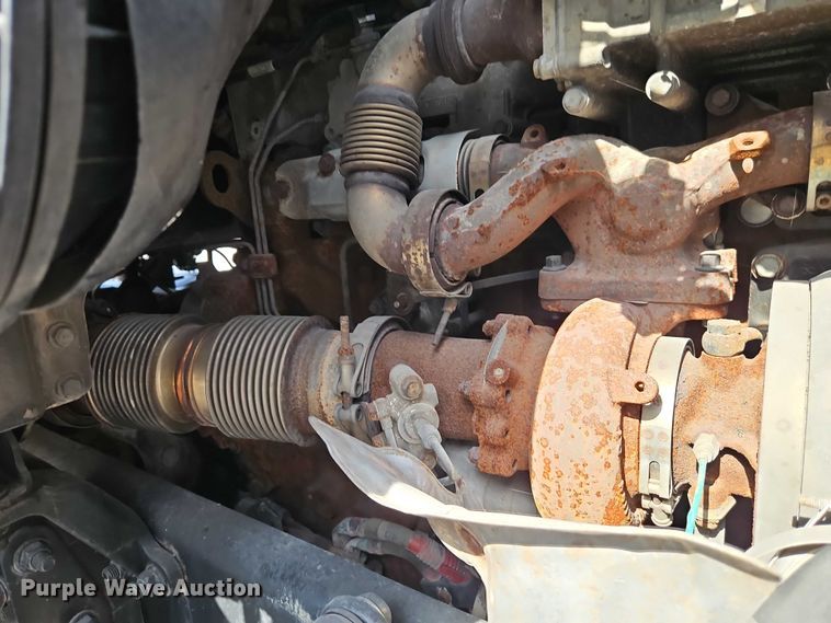 image for item EO4726 2017 Freightliner Cascadia semi truck