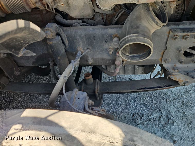 image for item EO4727 2017 Freightliner Cascadia semi truck