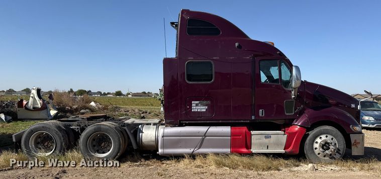 image for item EP0744 2006 Peterbilt 387 semi truck