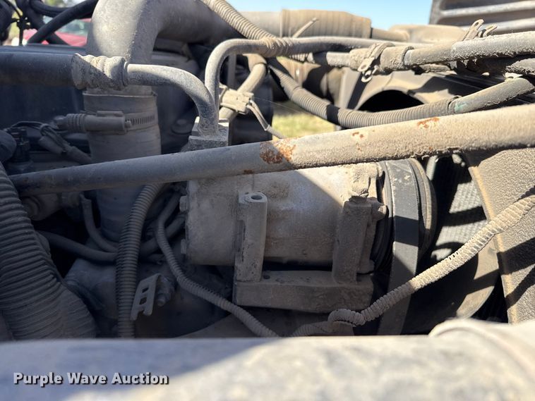 image for item EP0744 2006 Peterbilt 387 semi truck