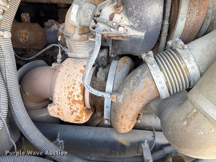 image for item EP0744 2006 Peterbilt 387 semi truck