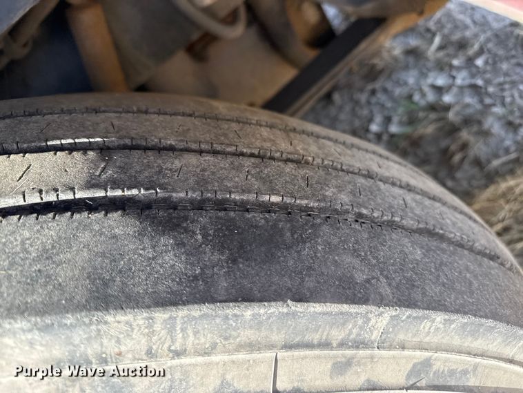 image for item EP0744 2006 Peterbilt 387 semi truck