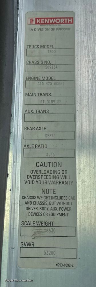 image for item ER0044 2007 Kenworth T800 semi truck