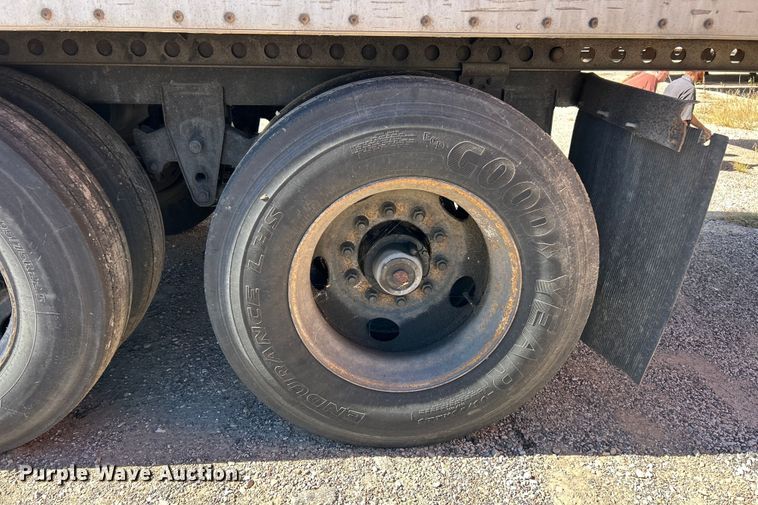 image for item ET3304 2008 Wabash DVHDHPC dry van trailer