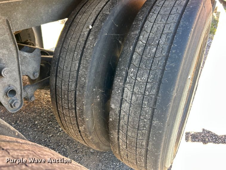 image for item ET3304 2008 Wabash DVHDHPC dry van trailer