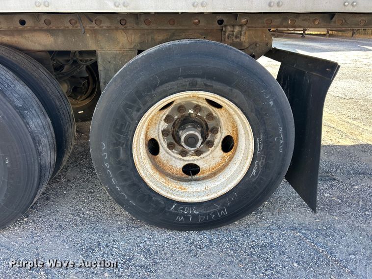 image for item ET3306 2012 Utility 4000D-X dry van trailer