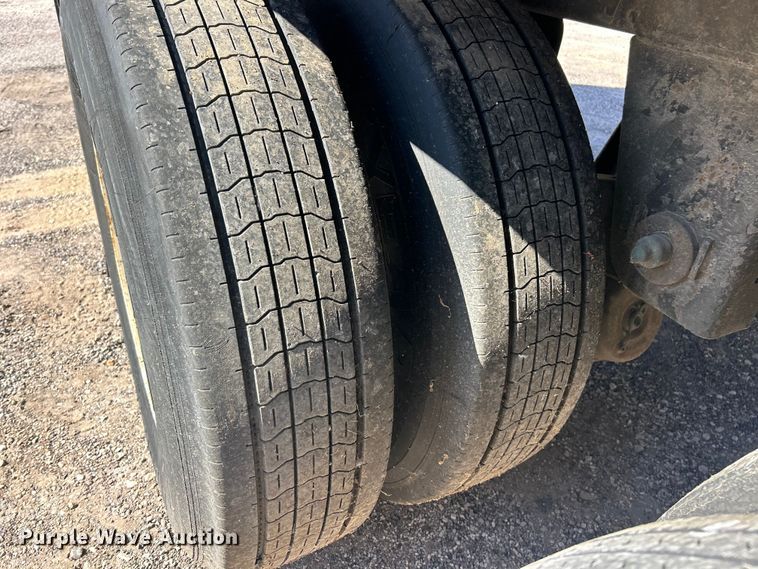 image for item ET3306 2012 Utility 4000D-X dry van trailer