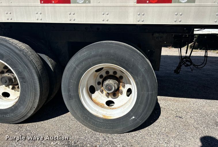 image for item ET3306 2012 Utility 4000D-X dry van trailer