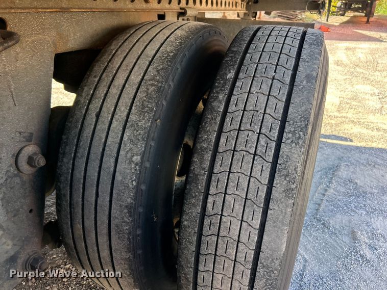 image for item ET3307 2007 Wabash DVCVHPC dry van trailer