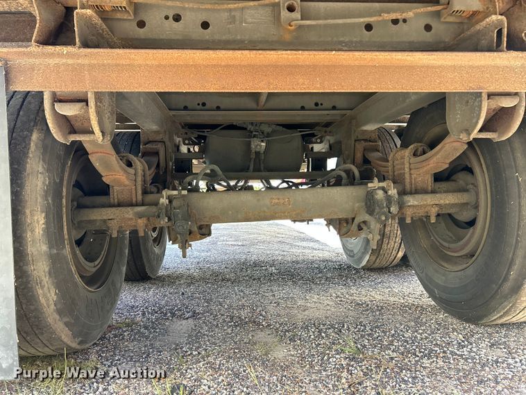 image for item ET3308 2005 Wabash DVCVHPC dry van trailer