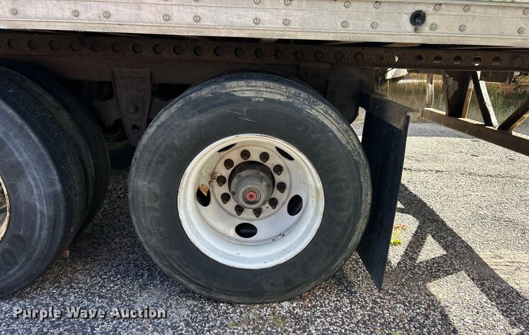 image for item ET3308 2005 Wabash DVCVHPC dry van trailer