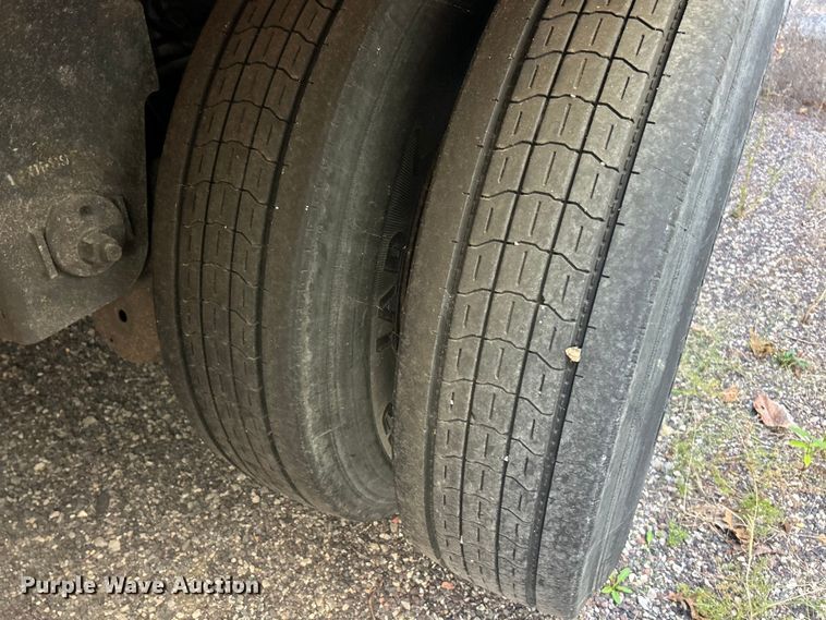 image for item ET3309 2005 Great Dane 7411T-SSLA dry van trailer