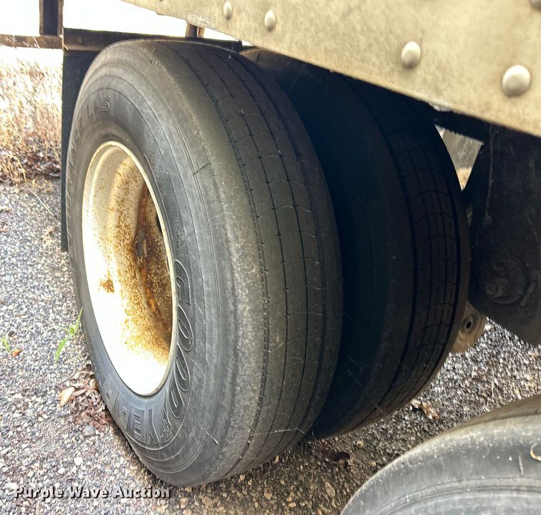 image for item ET3309 2005 Great Dane 7411T-SSLA dry van trailer