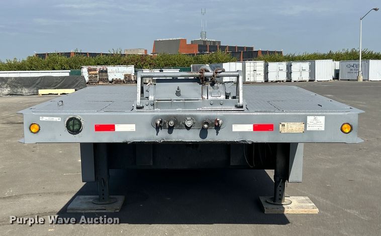 image for item ET3358 1998 Trail King TK70HT-462 drop deck hydraulic tail equipment trailer