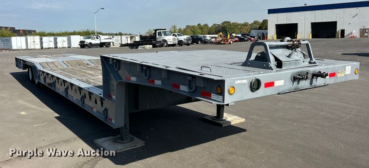 image for item ET3358 1998 Trail King TK70HT-462 drop deck hydraulic tail equipment trailer