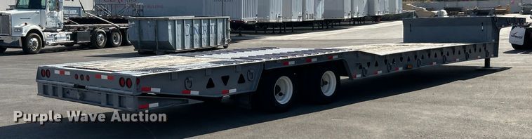 image for item ET3358 1998 Trail King TK70HT-462 drop deck hydraulic tail equipment trailer