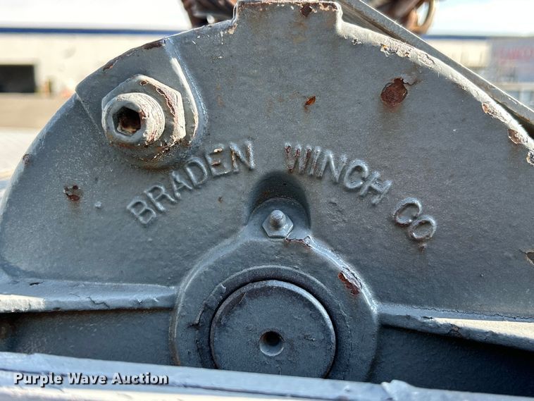 image for item ET3358 1998 Trail King TK70HT-462 drop deck hydraulic tail equipment trailer