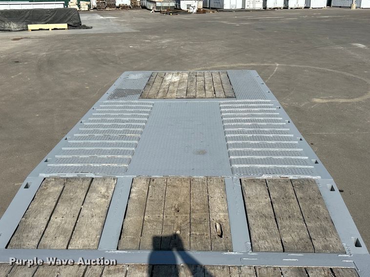 image for item ET3358 1998 Trail King TK70HT-462 drop deck hydraulic tail equipment trailer