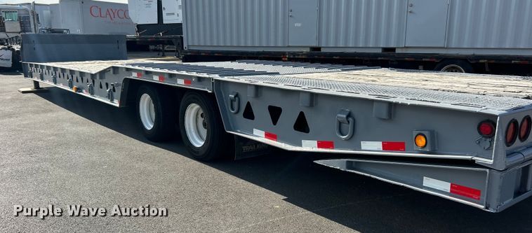 image for item ET3358 1998 Trail King TK70HT-462 drop deck hydraulic tail equipment trailer