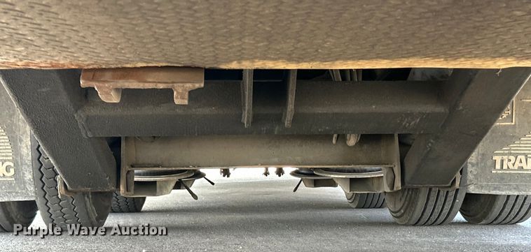 image for item ET3358 1998 Trail King TK70HT-462 drop deck hydraulic tail equipment trailer