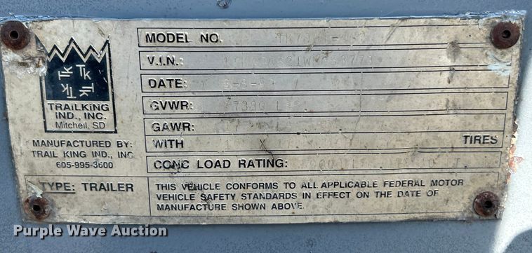 image for item ET3358 1998 Trail King TK70HT-462 drop deck hydraulic tail equipment trailer