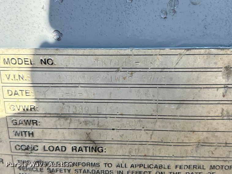 image for item ET3358 1998 Trail King TK70HT-462 drop deck hydraulic tail equipment trailer