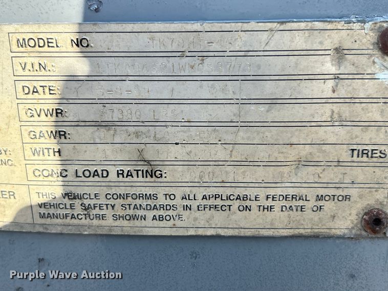 image for item ET3358 1998 Trail King TK70HT-462 drop deck hydraulic tail equipment trailer