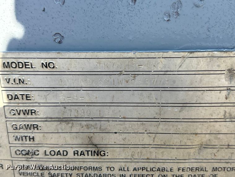 image for item ET3358 1998 Trail King TK70HT-462 drop deck hydraulic tail equipment trailer