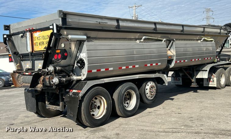 image for item ET3373 2017 Etnyre live bottom trailer