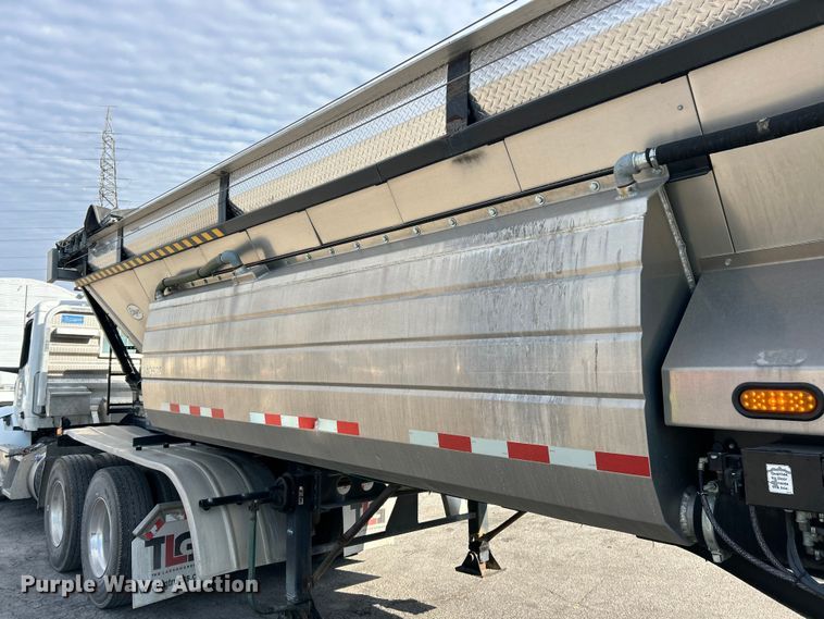 image for item ET3373 2017 Etnyre live bottom trailer