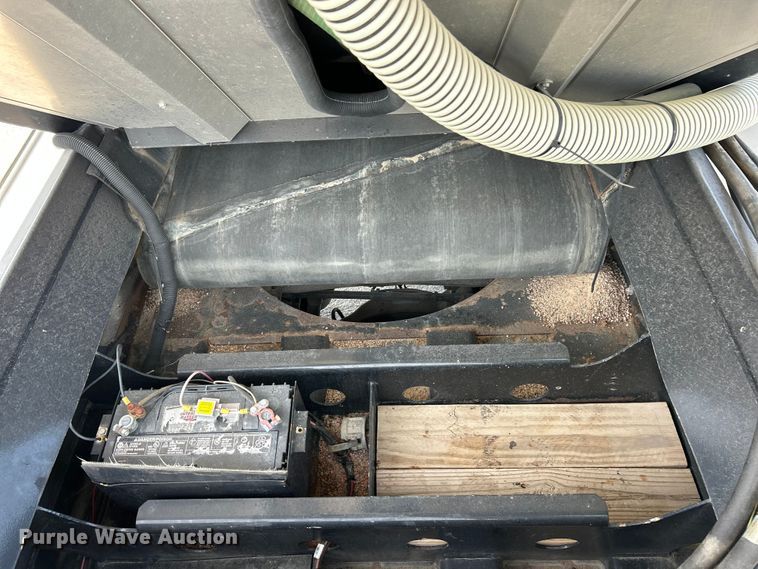 image for item ET3373 2017 Etnyre live bottom trailer