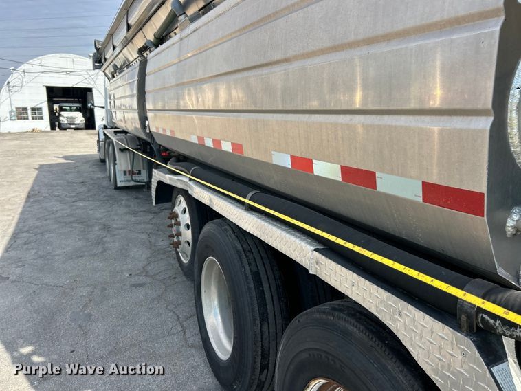 image for item ET3373 2017 Etnyre live bottom trailer