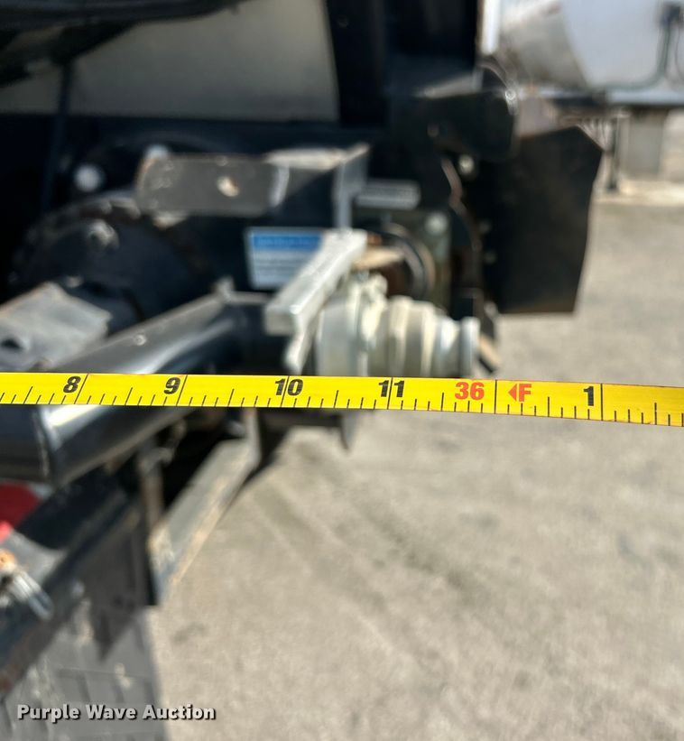 image for item ET3373 2017 Etnyre live bottom trailer