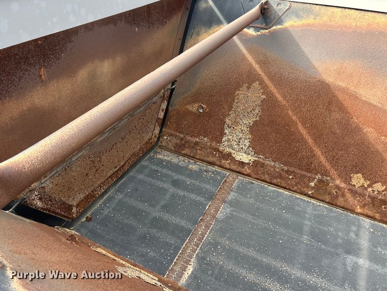 image for item ET3373 2017 Etnyre live bottom trailer