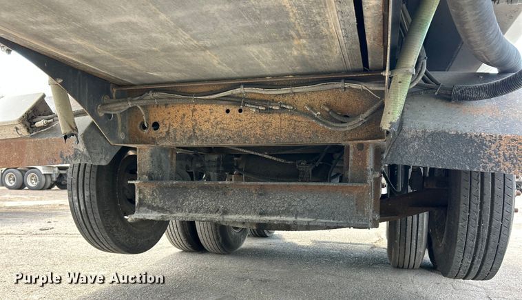 image for item ET3373 2017 Etnyre live bottom trailer